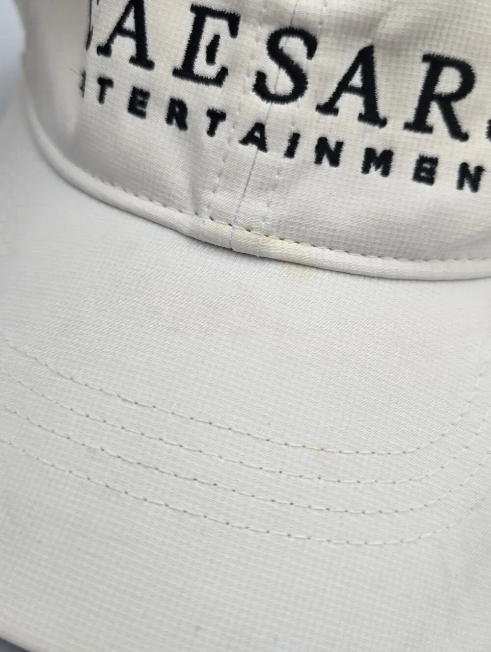 Nike Legacy91 Dri-Fit Ceasers Entertainment Cream Adjustable Hat